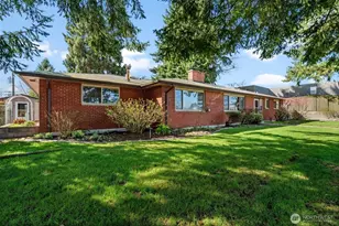 1116 S Woodlawn St, Tacoma, WA 98465 - Photo 2