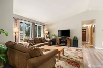 681 E Oak Park Way, Shelton, WA 98584 - Photo 8