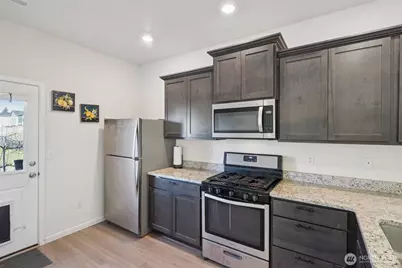 1312 W 17th Avenue, La Center, WA 98629 - Photo 10