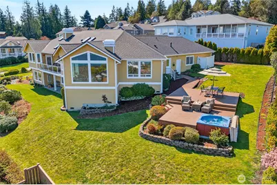 4621 Tanner View Drive, Clinton, WA 98236 - Photo 2