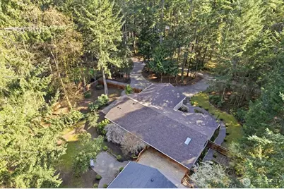 879 881 Kamus Way, Fox Island, WA 98333 - Photo 32