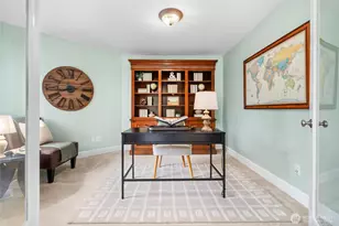 340 222nd Pl SE, Sammamish, WA 98074 - Photo 4