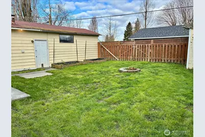 310 Second Street, Sumas, WA 98295 - Photo 24