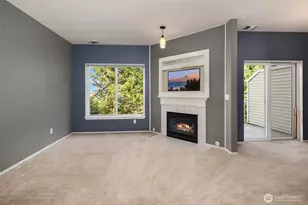 12113 NE 172nd Pl, Bothell, WA 98011 - Photo 4