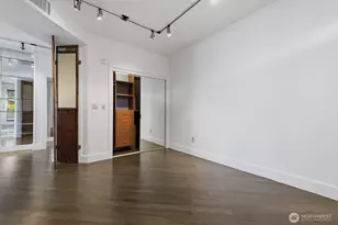 745 Bellevue Ave E, Seattle, WA 98102 - Photo 32