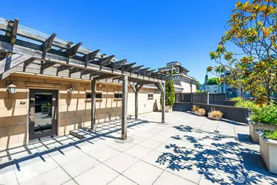 745 Bellevue Avenue E #402, Seattle, WA 98102 - Photo 36