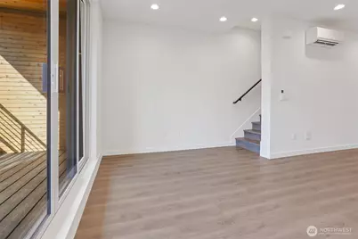 9020 13th Avenue NW #B, Seattle, WA 98117 - Photo 16