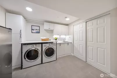 12857 SE 45th Pl, Bellevue, WA 98006 - Photo 30