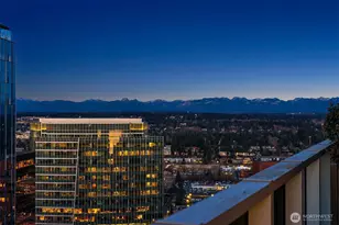 10700 NE 4th St, Bellevue, WA 98004 - Photo 24