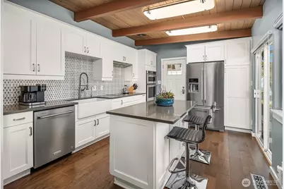 16623 Sylvester Road SW, Burien, WA 98166 - Photo 8