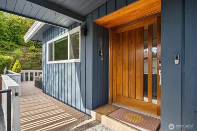 16623 Sylvester Road SW, Burien, WA 98166 - Photo 2