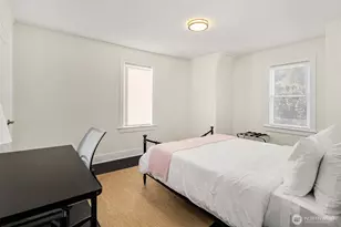 250 NE 50th St, Seattle, WA 98105 - Photo 30