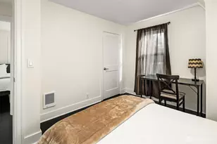 250 NE 50th St, Seattle, WA 98105 - Photo 36