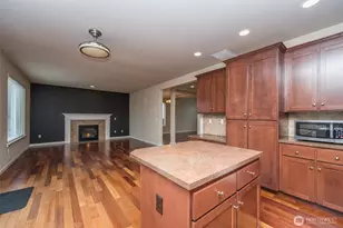 3909 Rossberg St SE, Lacey, WA 98503 - Photo 8