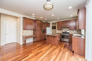 3909 Rossberg St SE, Lacey, WA 98503 - Photo 6