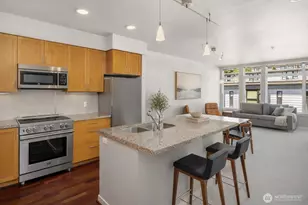 180 Harbor Square Loop NE, Bainbridge Island, WA 98110 - Photo 4