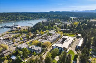 180 Harbor Square Loop NE, Bainbridge Island, WA 98110 - Photo 22