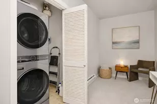 180 Harbor Square Loop NE, Bainbridge Island, WA 98110 - Photo 16