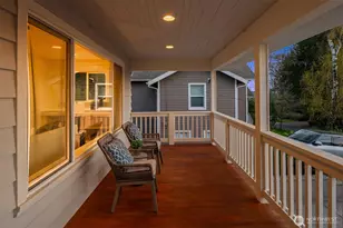 6028 31st Ave NE, Seattle, WA 98115 - Photo 2