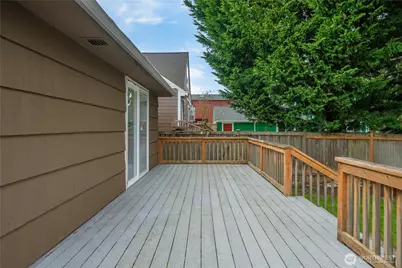 9717 NW 14th Avenue, Seattle, WA 98117 - Photo 22