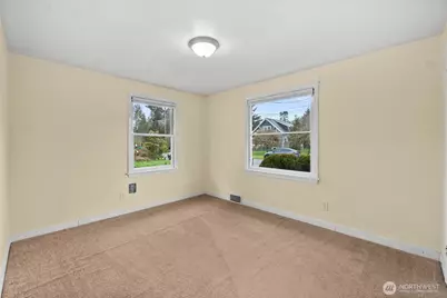 9717 NW 14th Avenue, Seattle, WA 98117 - Photo 14