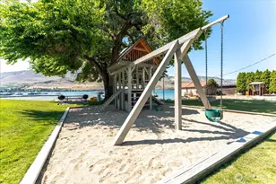 104 Spader Bay Rd, Chelan, WA 98816 - Photo 30