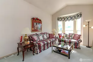 176 Eagle Ridge Dr E, Puyallup, WA 98374 - Photo 10