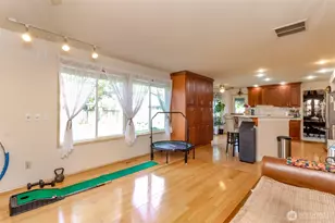 176 Eagle Ridge Dr E, Puyallup, WA 98374 - Photo 20