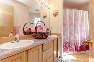 176 Eagle Ridge Dr E, Puyallup, WA 98374 - Photo 30