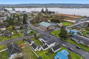 180 2nd St, Cathlamet, WA 98612 - Photo 10