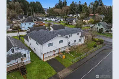 180 Second Street, Cathlamet, WA 98612 - Photo 12