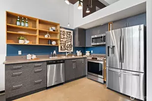 4422 Bagley Ave N, Seattle, WA 98103 - Photo 16