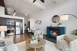 4422 Bagley Ave N, Seattle, WA 98103 - Photo 2