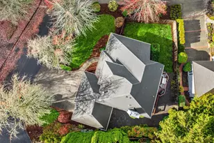 10330 NE 151st Pl, Bothell, WA 98011 - Photo 2