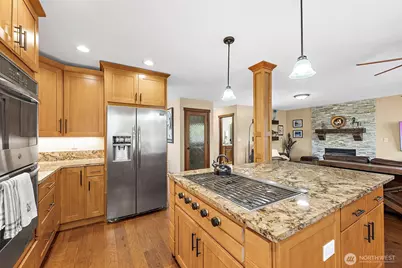 1312 203rd Avenue E, Lake Tapps, WA 98391 - Photo 10