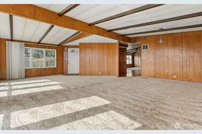 801 Walker Avenue, Oak Harbor, WA 98277 - Photo 24