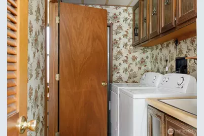 801 Walker Avenue, Oak Harbor, WA 98277 - Photo 30