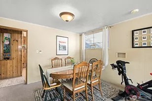 7818 Stroud Ave N, Seattle, WA 98103 - Photo 8