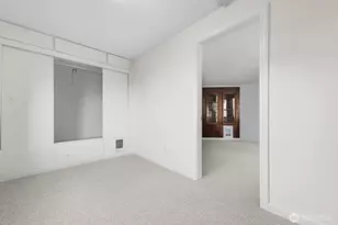 7818 Stroud Ave N, Seattle, WA 98103 - Photo 20