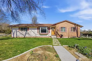 1840 W 11th Ave, Kennewick, WA 99337 - Photo 1
