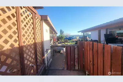 353 5th Avenue SE, Ephrata, WA 98823 - Photo 10