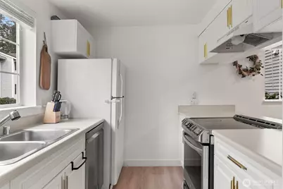 23325 Cedar Way #G105, Mountlake Terrace, WA 98043 - Photo 14