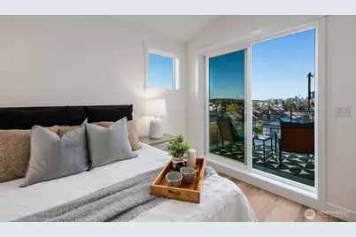 1004 N 48th Street #A, Seattle, WA 98103 - Photo 10