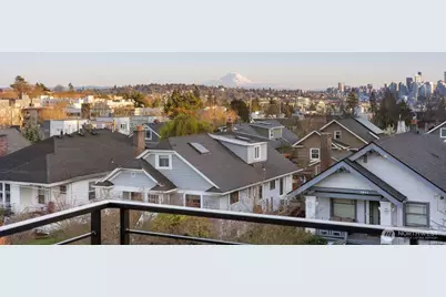 1004 N 48th Street #A, Seattle, WA 98103 - Photo 2