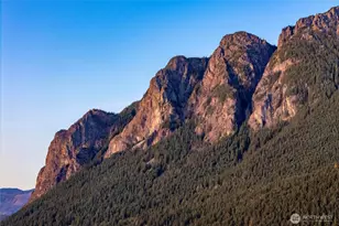 386 Zemp Way NE, North Bend, WA 98045 - Photo 4