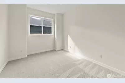 765 Vashon Avenue NE, Renton, WA 98059 - Photo 12