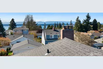 4015 W Prosper Street, Seattle, WA 98199 - Photo 2