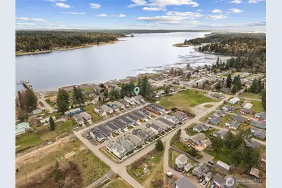 21 E Sullivan Street, Allyn, WA 98524 - Photo 2