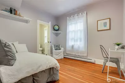 5248 11th Avenue NE, Seattle, WA 98105 - Photo 12