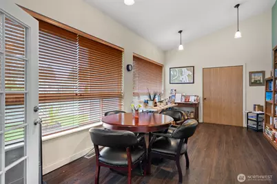 139 NE Saturn Lane, Bremerton, WA 98311 - Photo 34